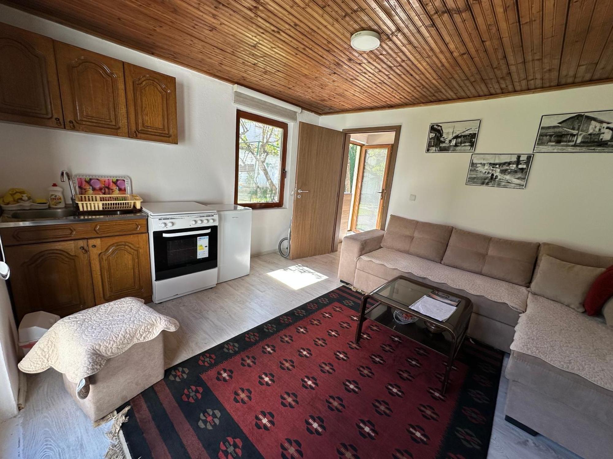 Garden Guesthouse Gjakova Kültér fotó